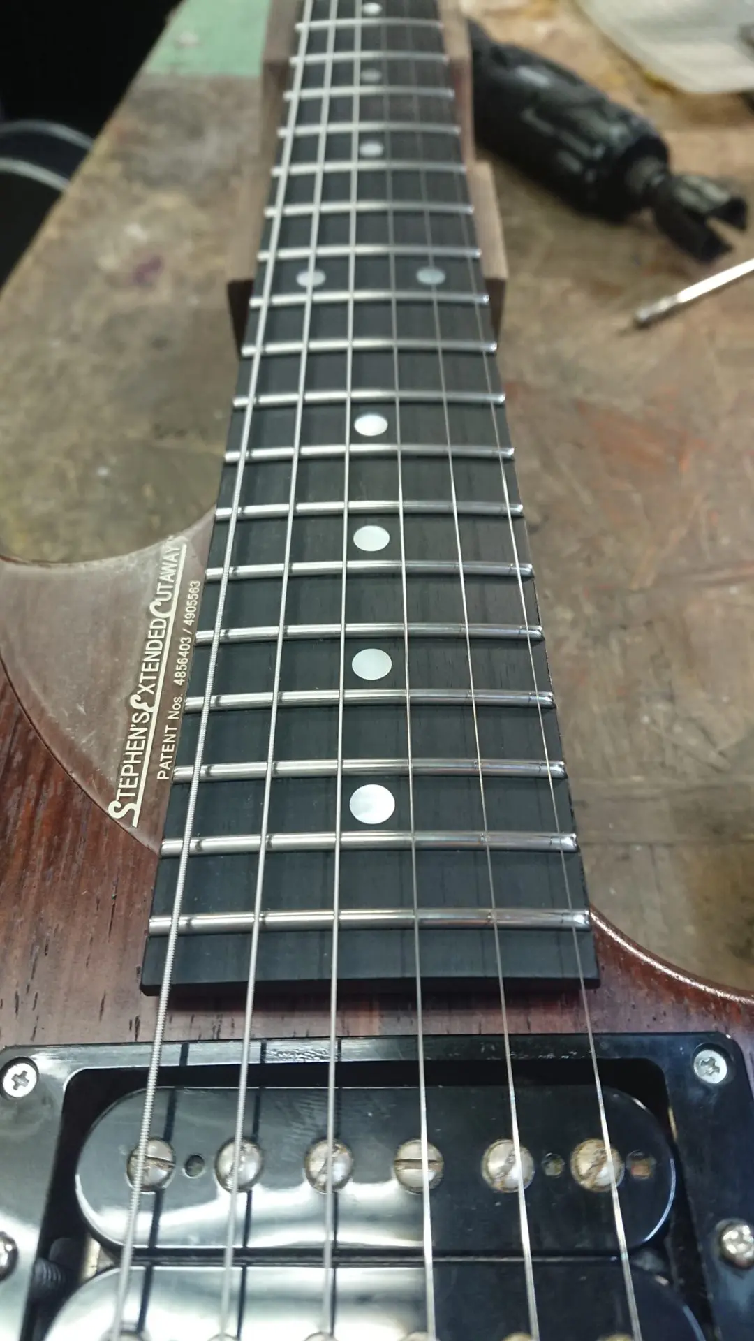 Washburn N-4 Alder NAT　ネック完全補修 作業日誌】Washburn(USA) N4 ネック折れ修理 - Mirage Leaf