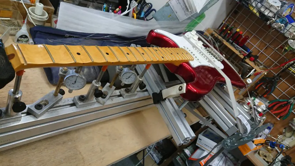 F/J ST57 スキャロップ加工 | Guitar works Roost