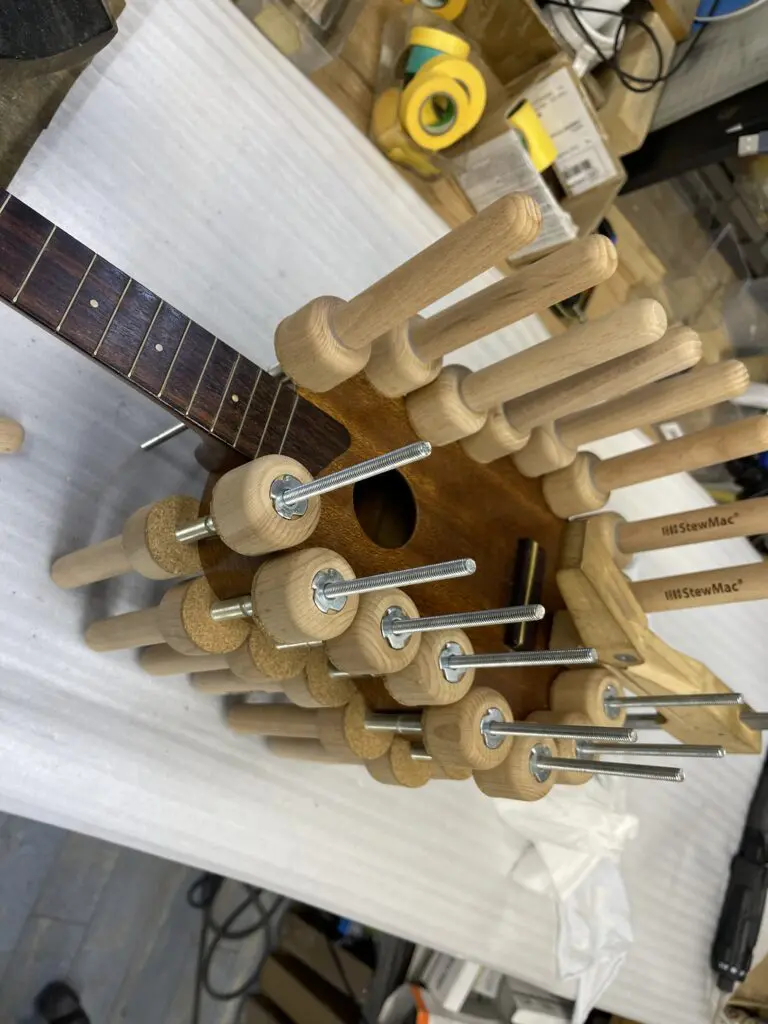 Fernandes Ravelle マイク交換、全体調整etc・・・ | Guitar works Roost