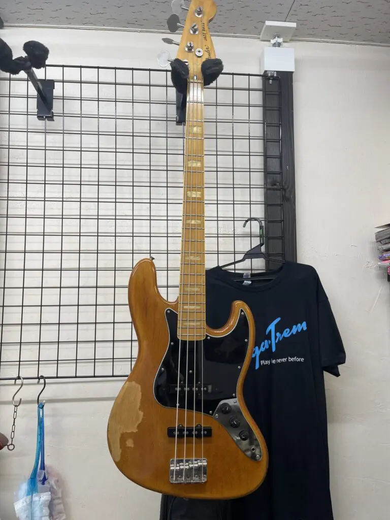 F/J JB75 リフィニッシュ – Guitar works Roost