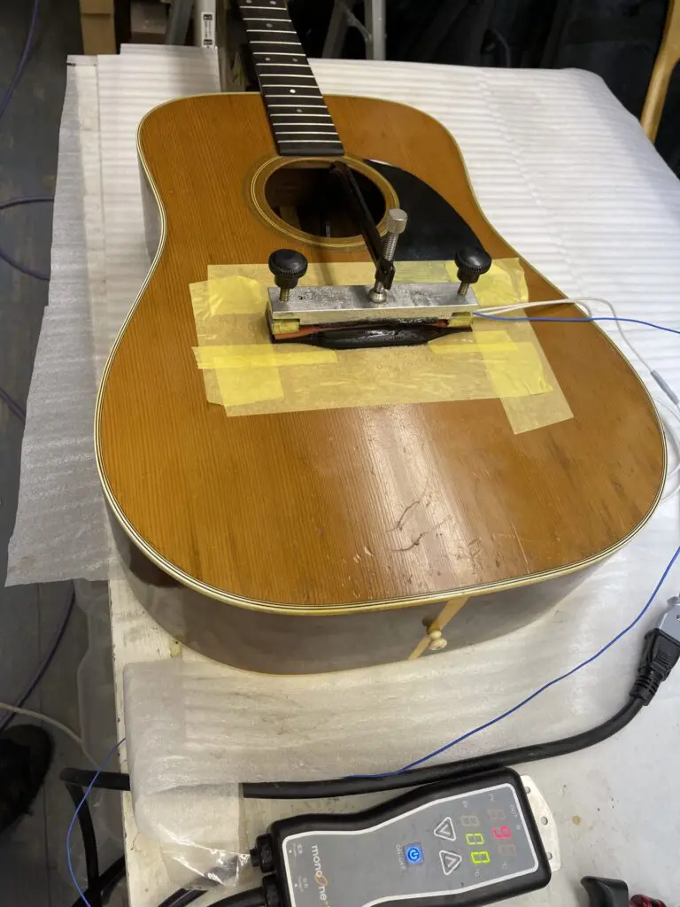 70's Martin D-28 ブリッジ交換 | Guitar works Roost